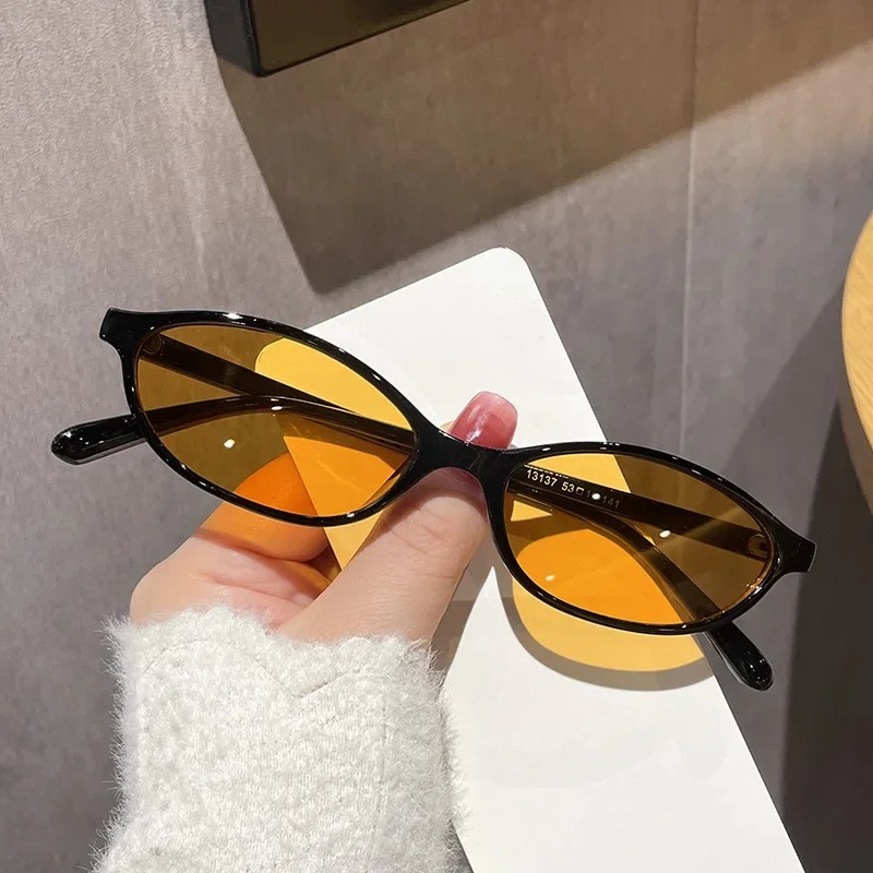 New Retro Small Oval Sunglasse - Women'S Fashion Eyeglasses recension och pris
