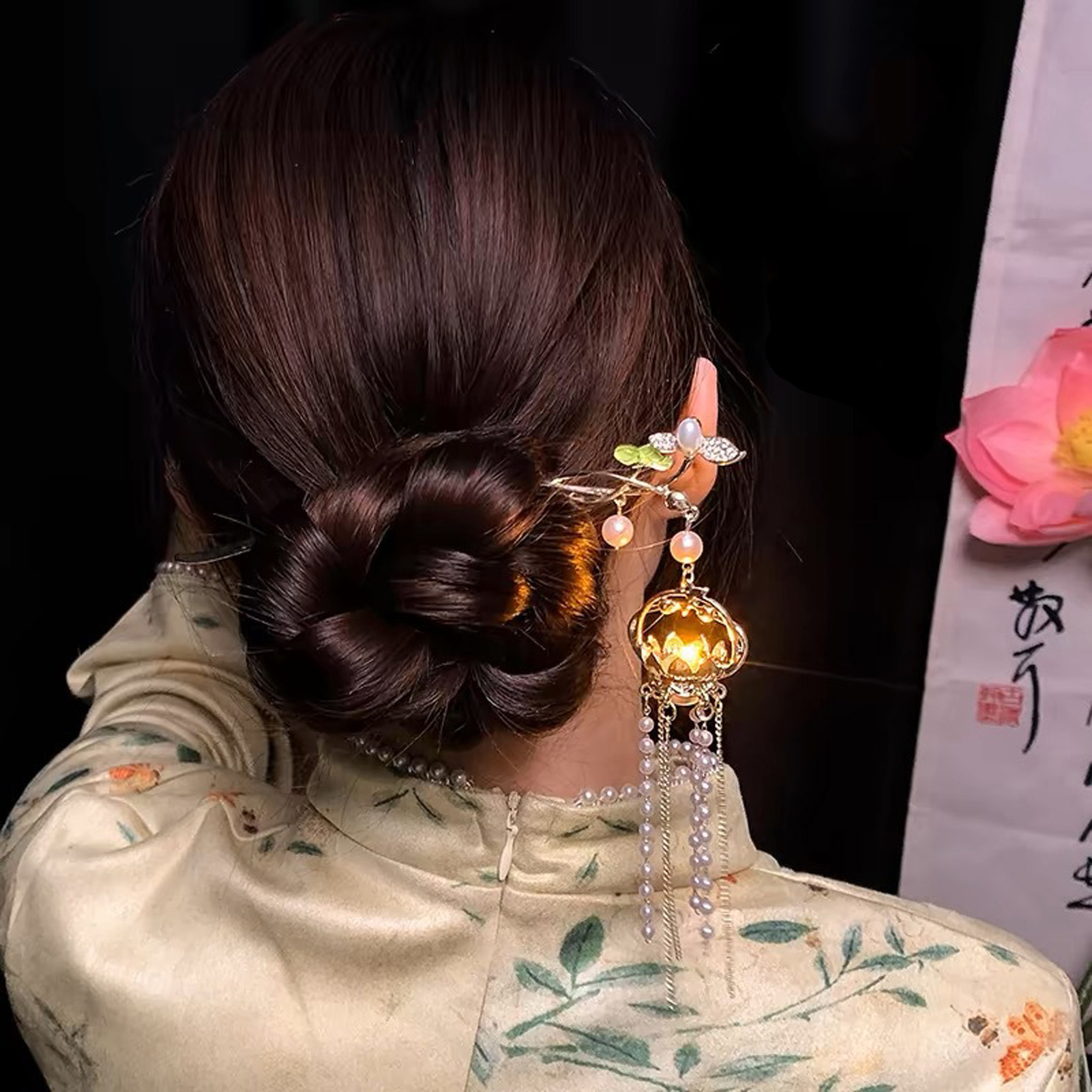 Luminous Flower Hairpin Exquis - Women Fashion Hub recension och pris
