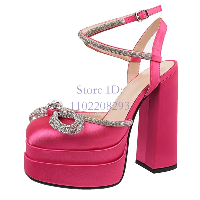 Crystal Butterfly-knot Sandals - Women'S Fashion Show recension och pris