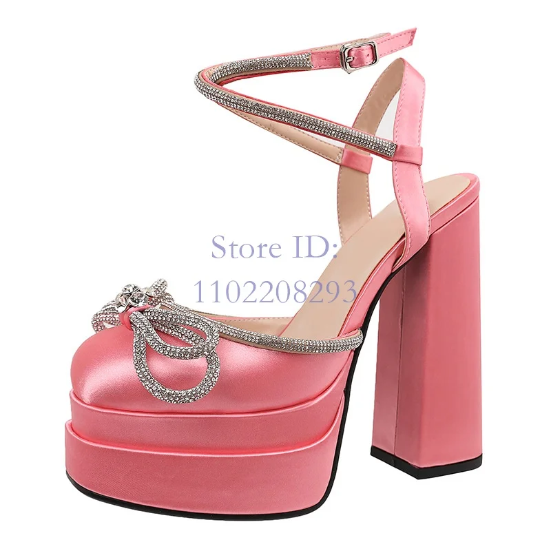 Crystal Butterfly-knot Sandals - Women'S Fashion Show recension och pris