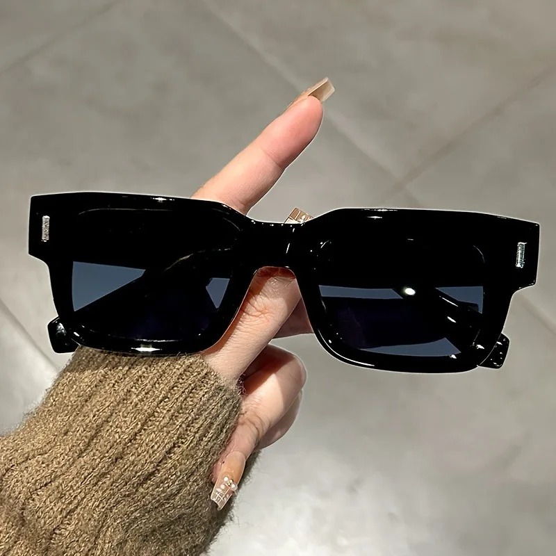 Luxurious Rectangle Sunglasses - Women'S Fashion Eyeglasses recension och pris