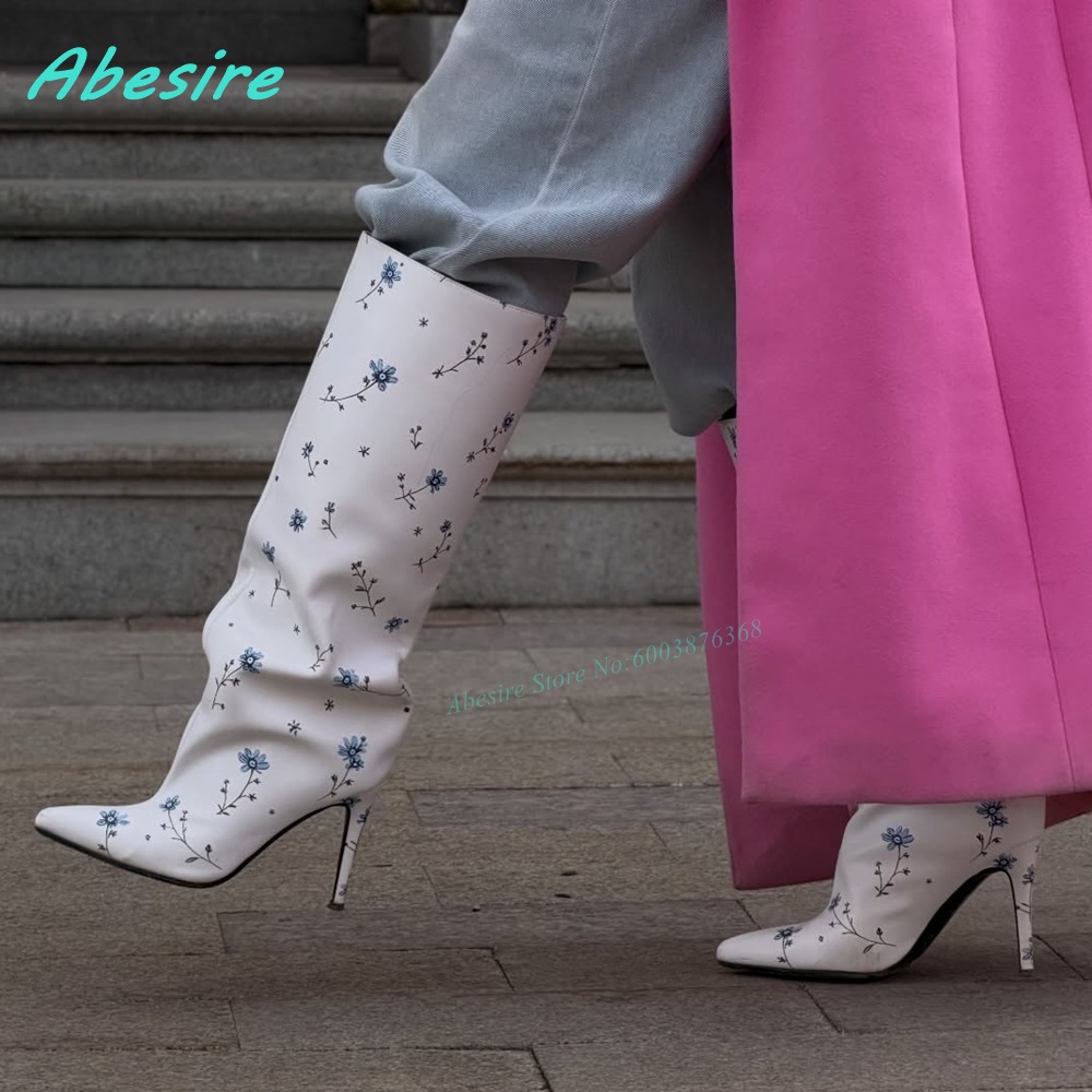 White Floral Print Knee High B - Women'S Fashion Show recension och pris