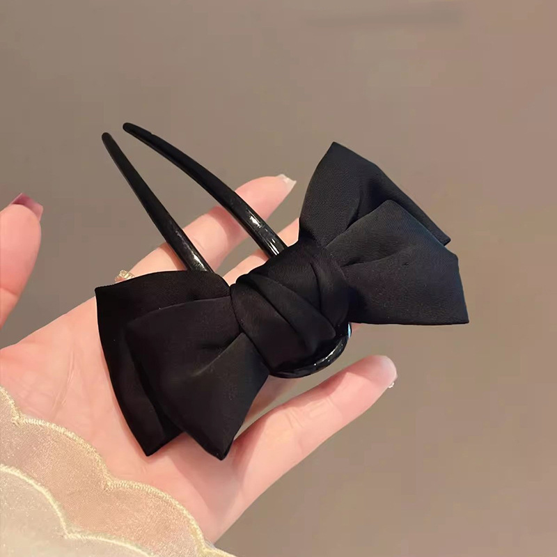 Chic Korean-Style Bow U-Shaped - Women Fashion Hub recension och pris