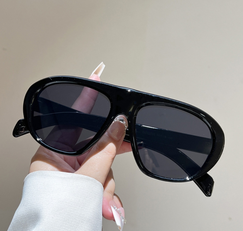 New Oversized Pilot Sunglasses - Women'S Fashion Eyewear recension och pris